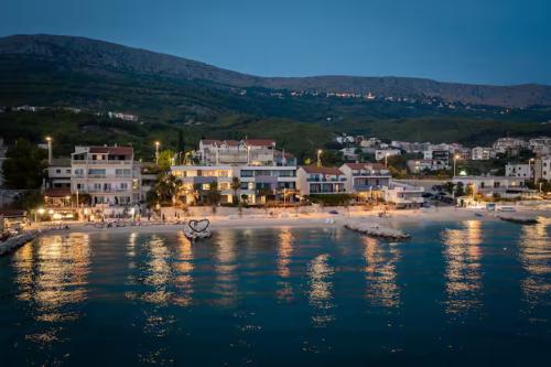 52ca4e7a-d719-4bfa-a902-fe3108227be3