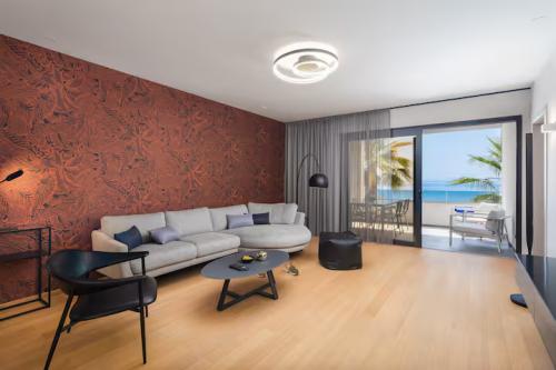 671454c4-31af-4ccf-9c0c-9a1148b429c9