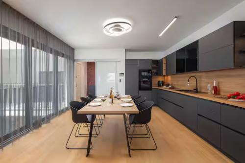 94d22a1b-6ee5-4c6b-b5f4-605d301d6ae0