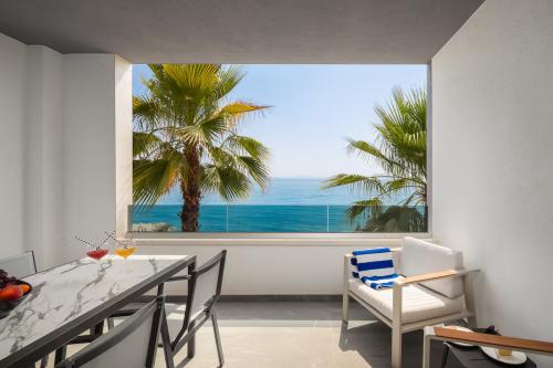 e08db7d2-1f5b-451a-b751-51b861330cb7